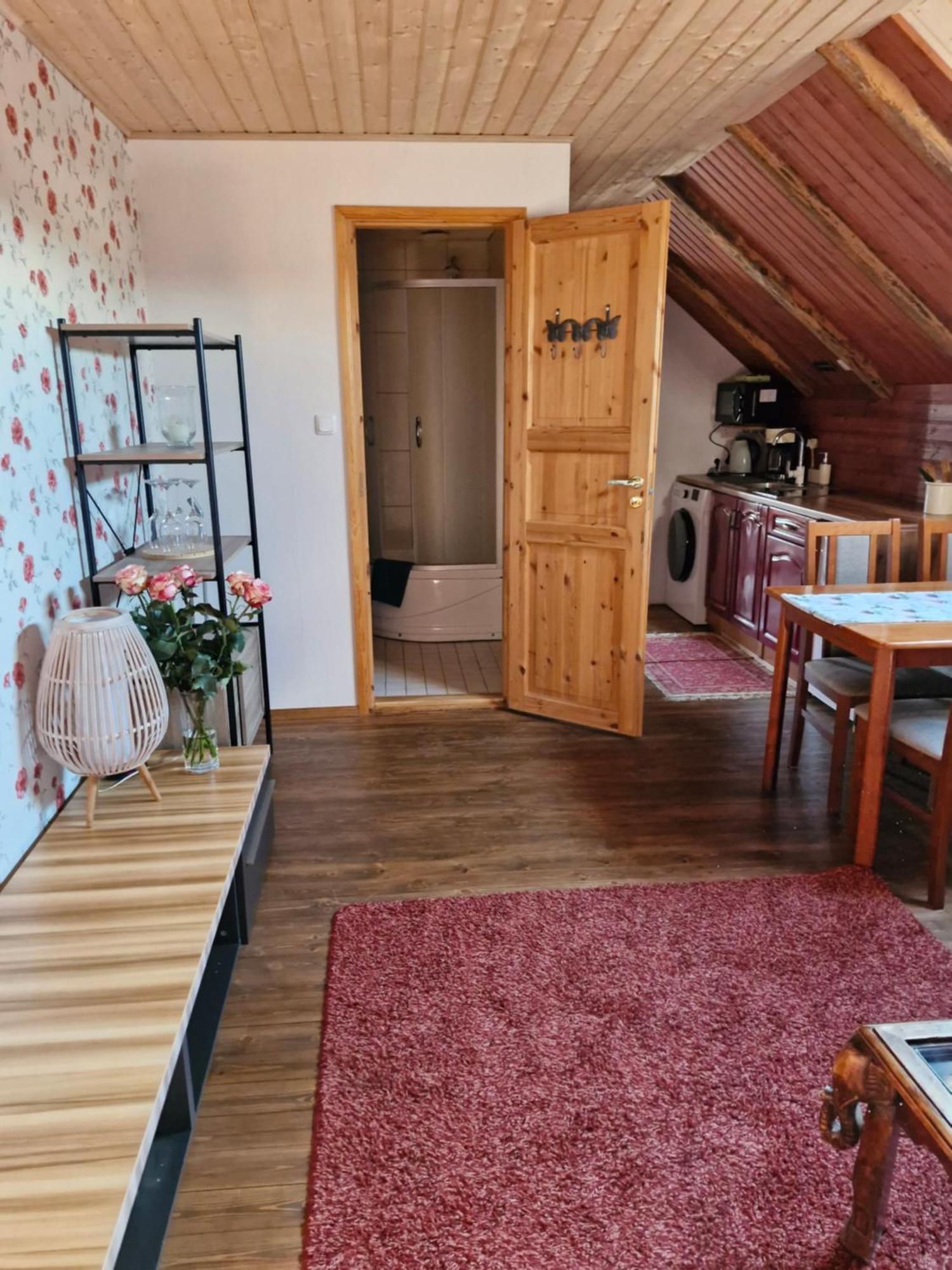 Suur-Sadama Apartment Курессааре Экстерьер фото